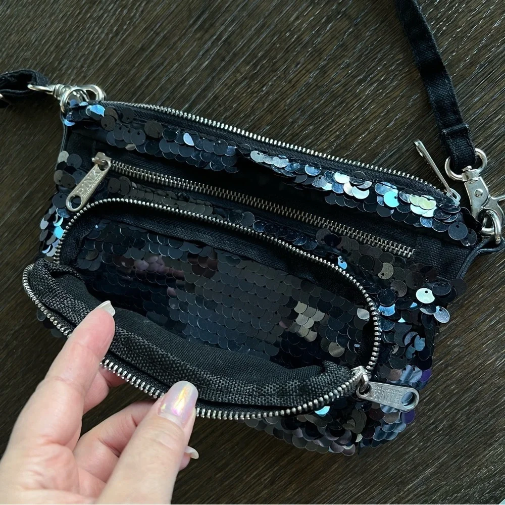 Victoria’s Secret 2012 Sequinned adjustable crossbody Bag, midnight blue 9”x6”